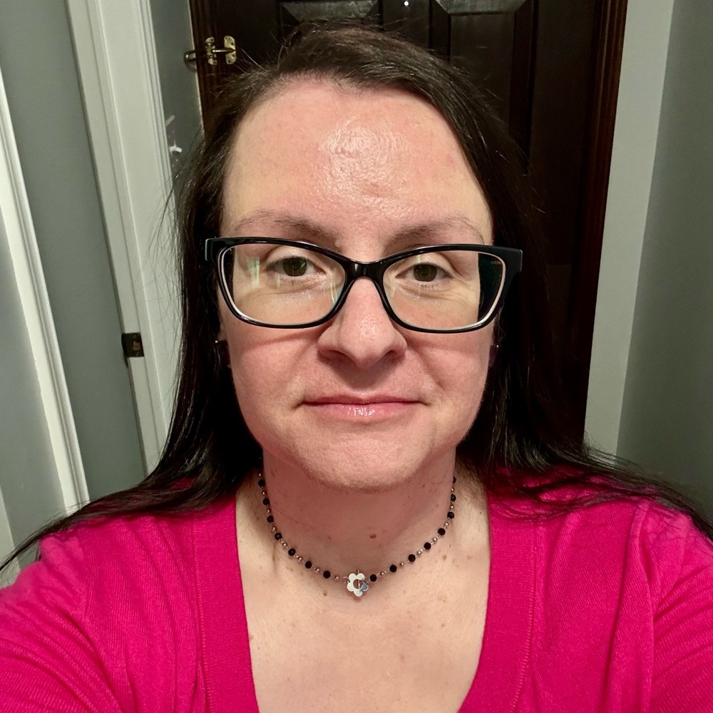 Meet your Posher, Nicole